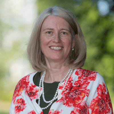Head and shoulders photograph of Dr Jane Wellens