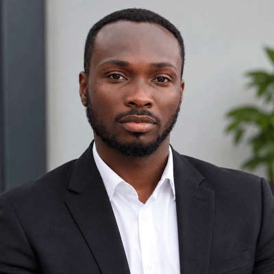 Head and shoulders photograph of Kingsley Umotong